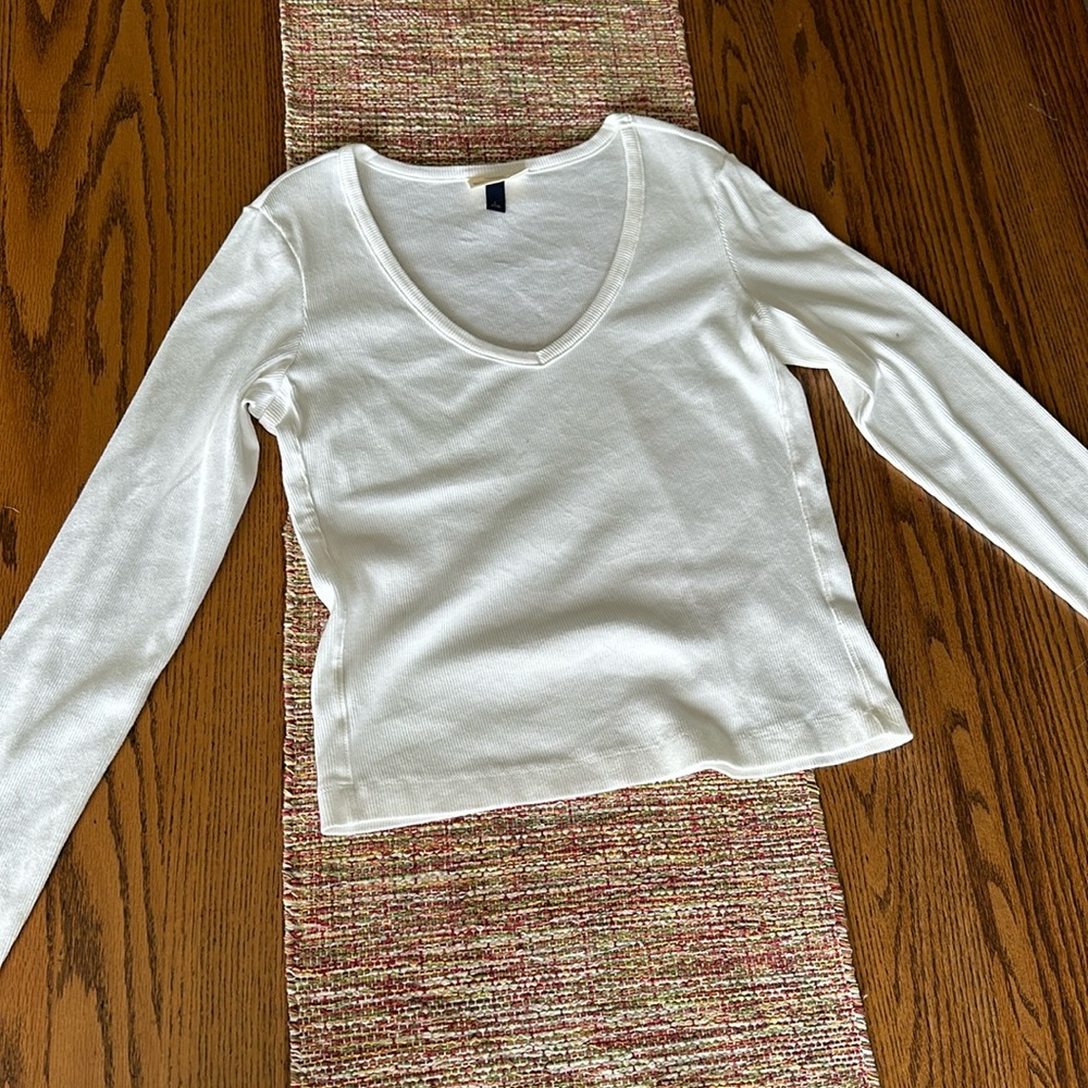 White dress shirt